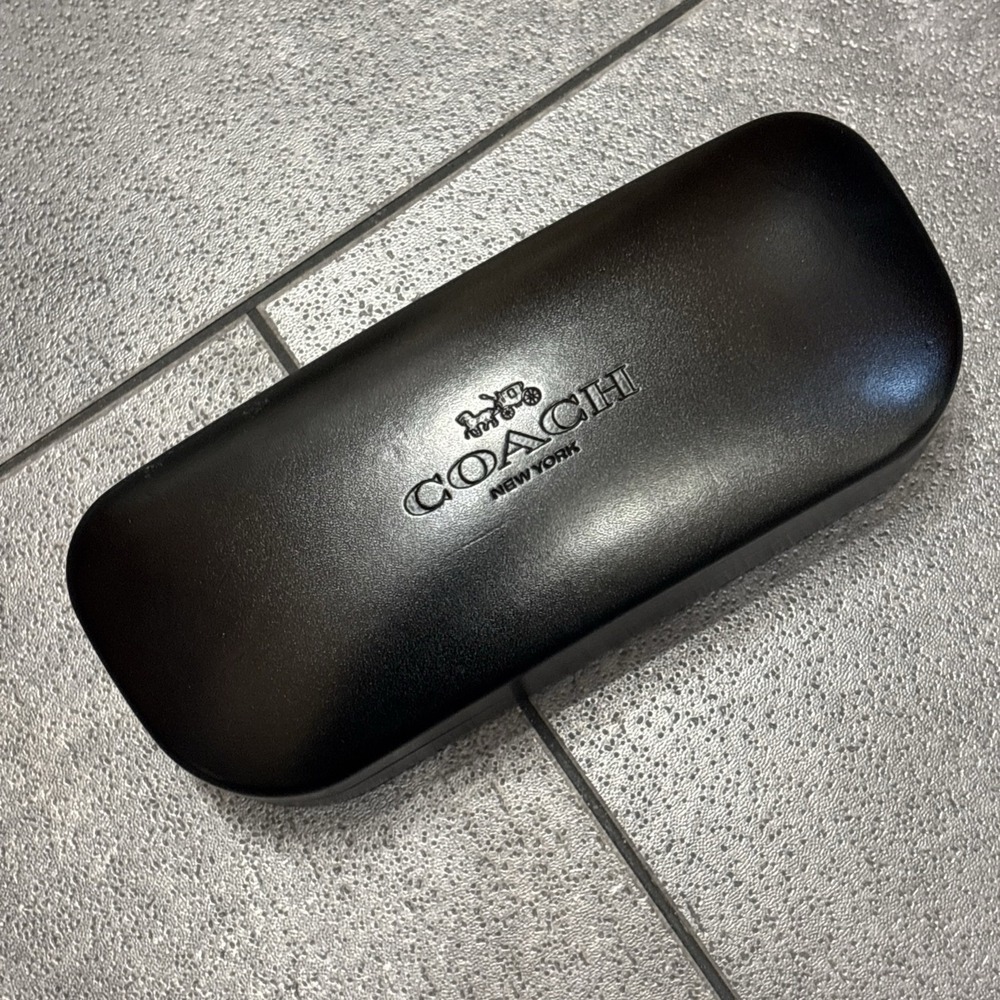 Coach NY Sunglasses Eyeglasses Clamshell Case Black Sleek Heavy Soft Lining